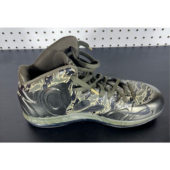 Nike Hyperposite Tiger Camo sneakers size 11 main image 13